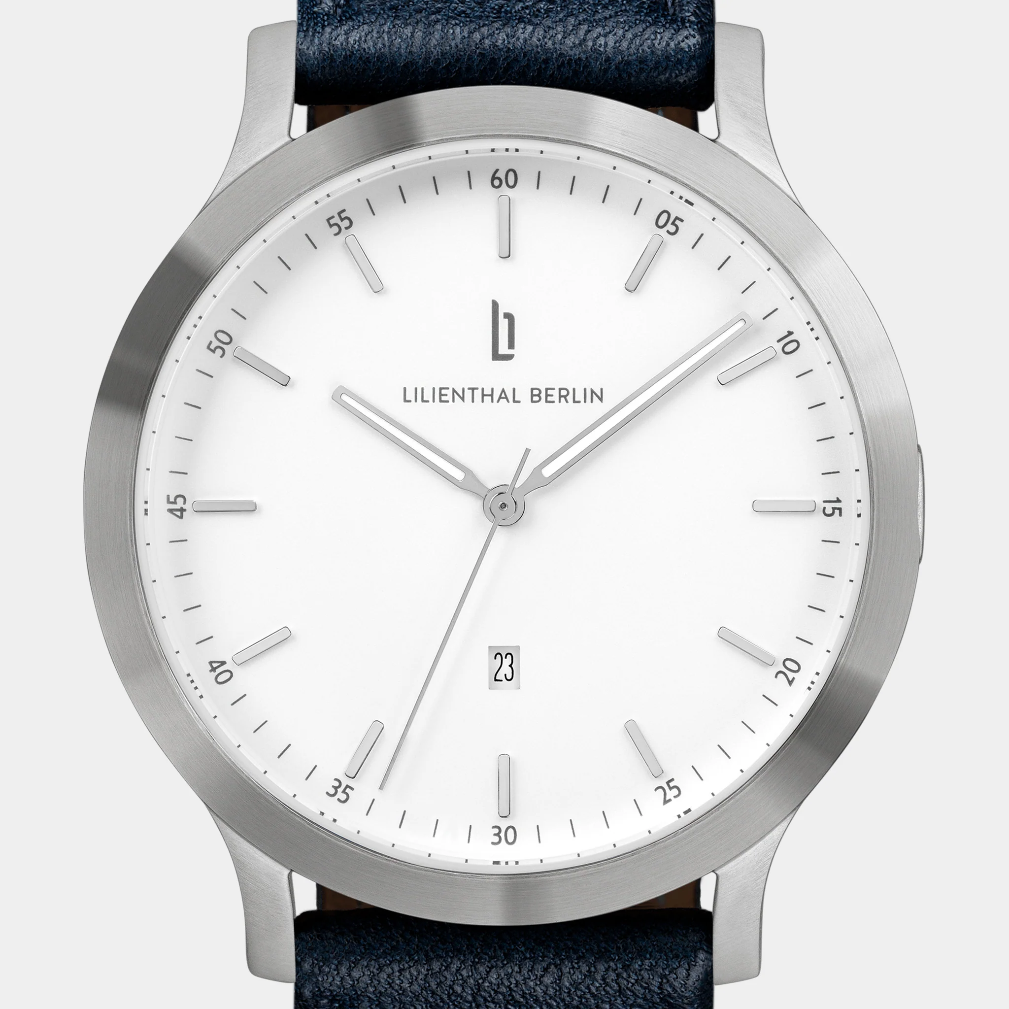 Huxley – Silver White - Image 5