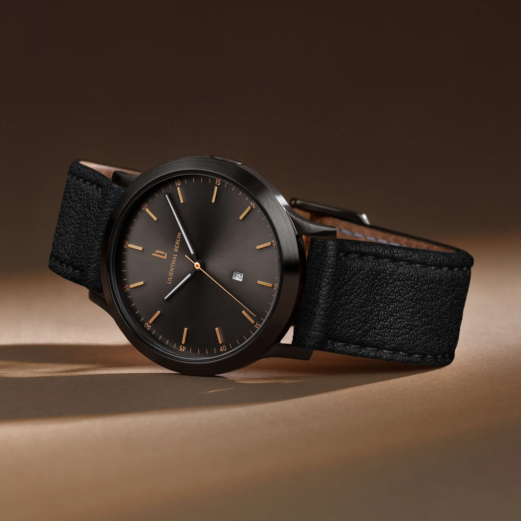 Huxley – Black Bronze - Image 3