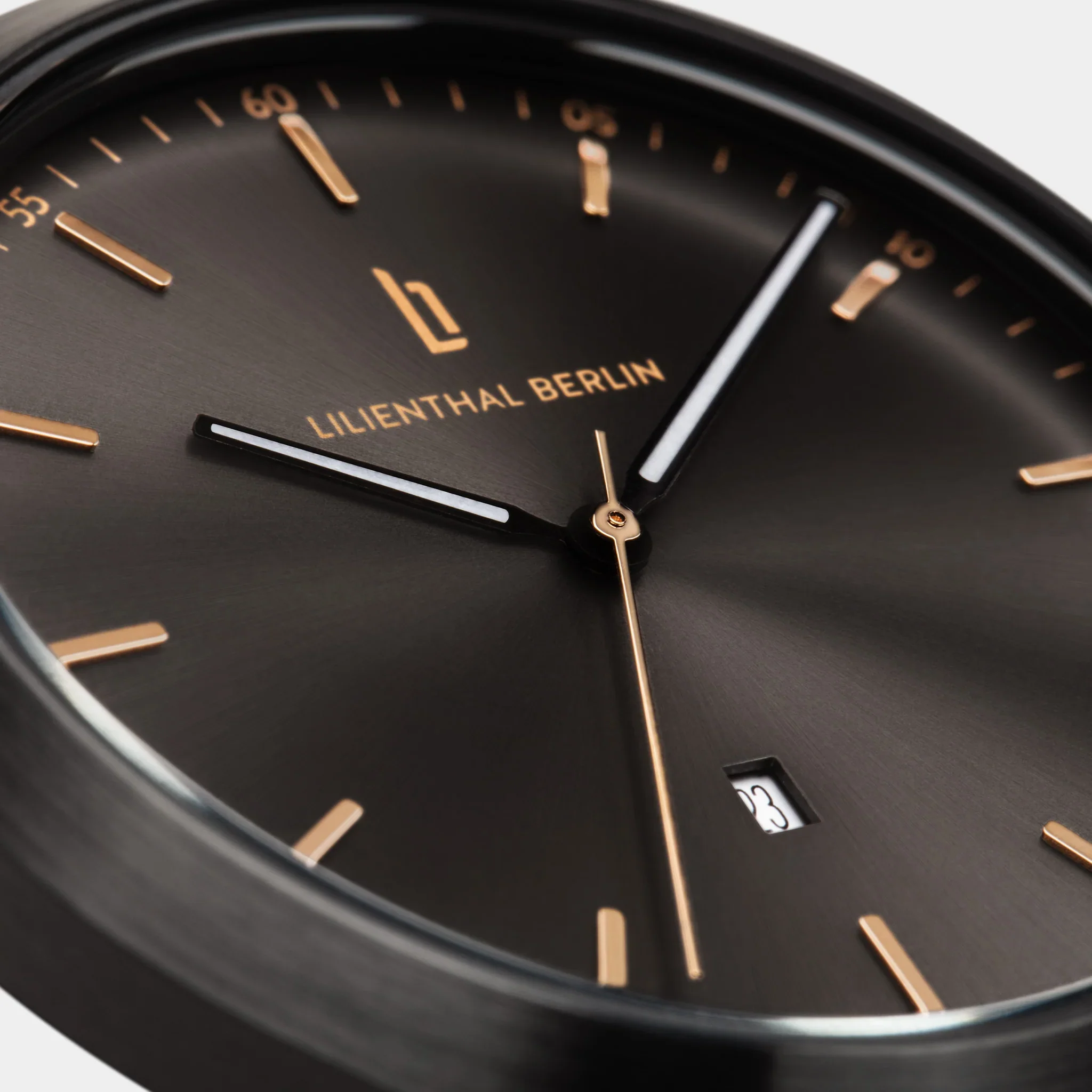 Huxley – Black Bronze - Image 4