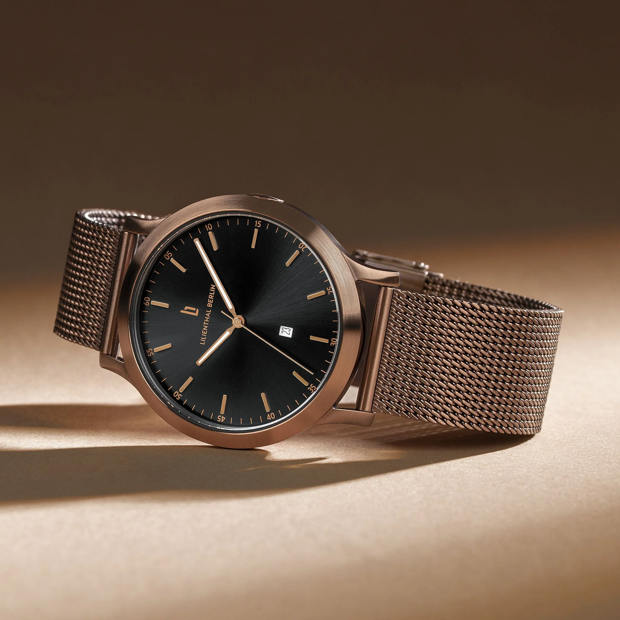 Huxley – Bronze Black - Image 2