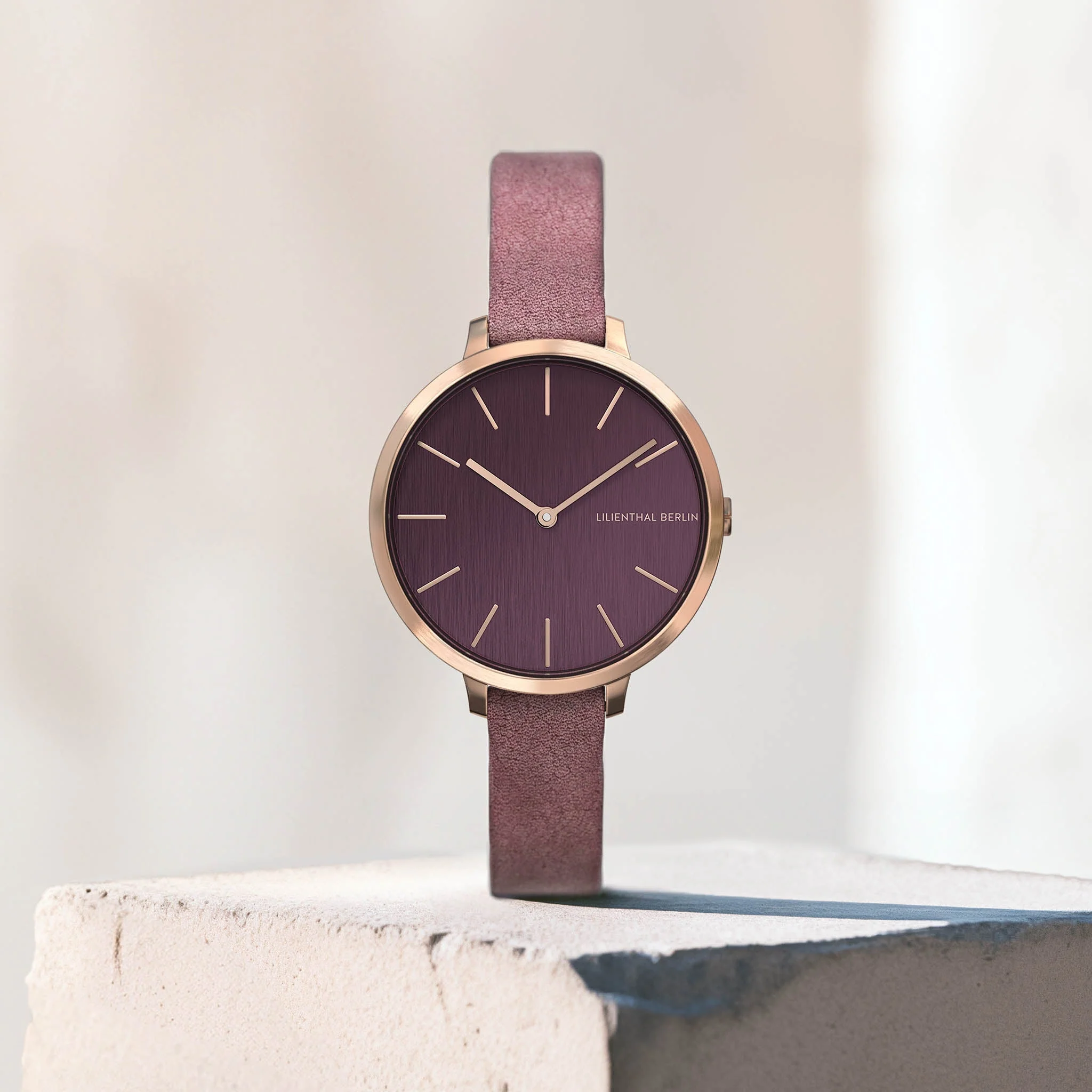 Rosalux – Rosegold Burgundy - Image 3