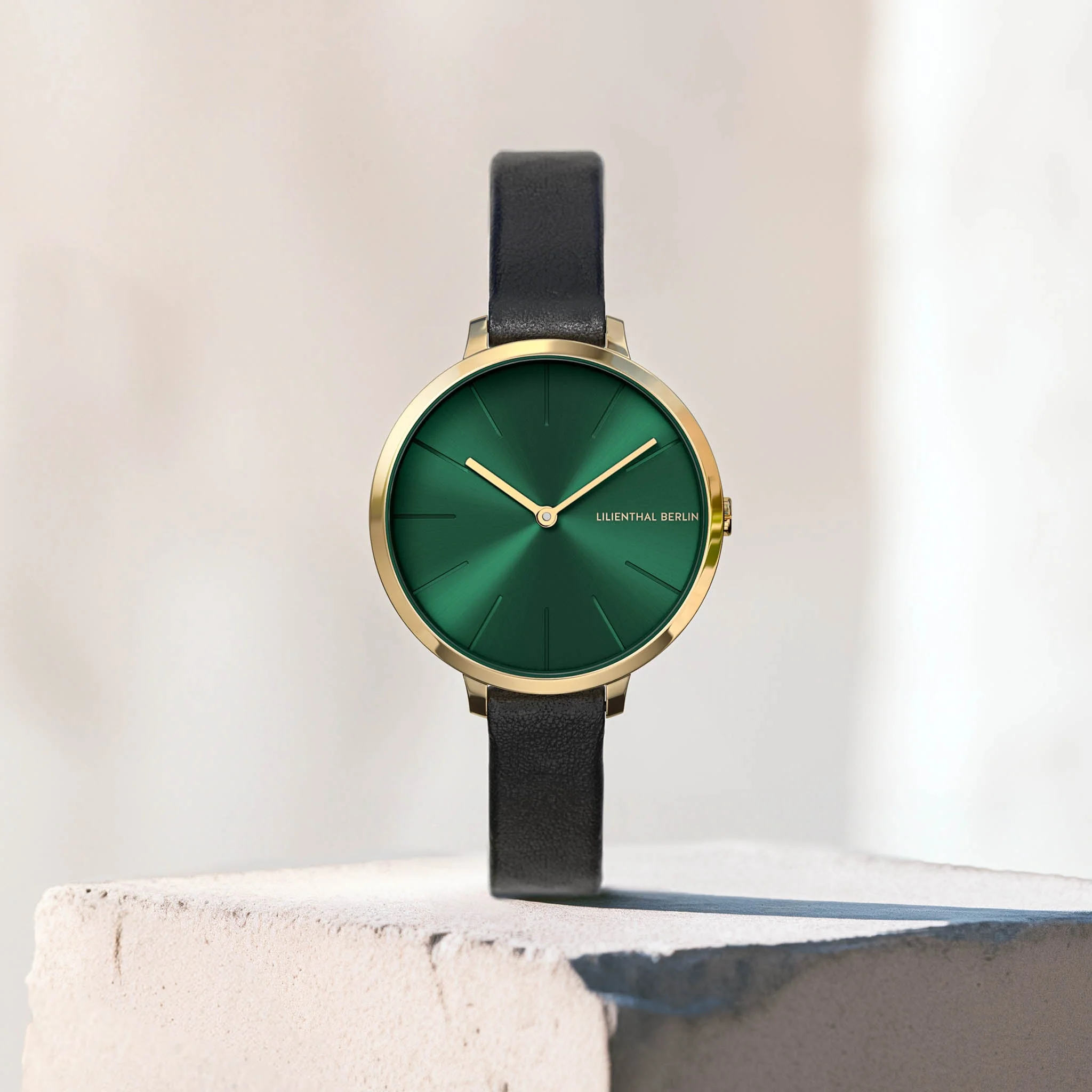 Rosalux – Gold Emerald Green - Image 3